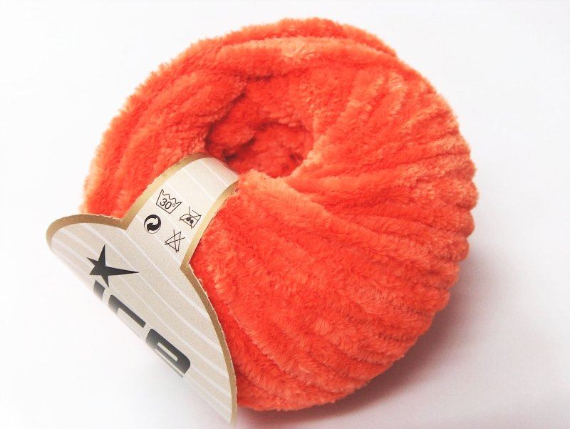 Velvet Chenille at Ice Yarns Online Yarn Store