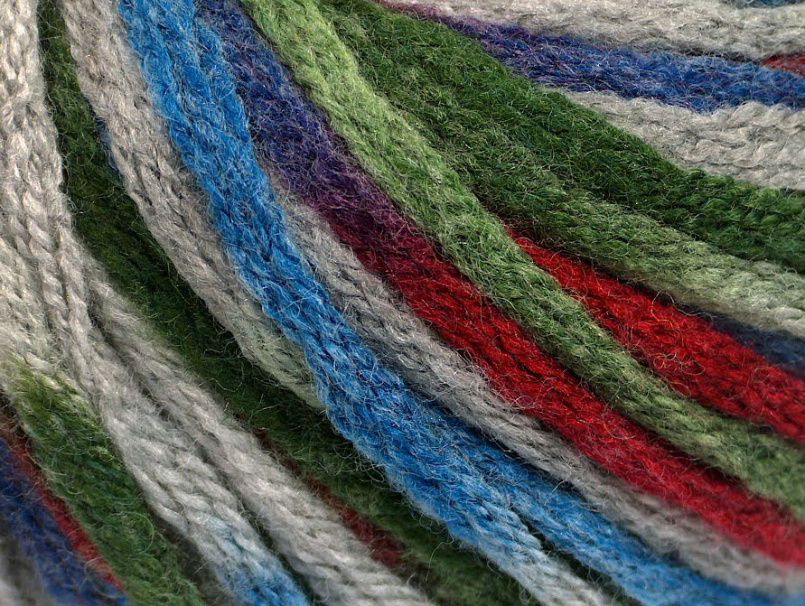 Maroon Wool Boucle Knitting Yarn 2 Balls Lot By Ice Yarns Burgundy