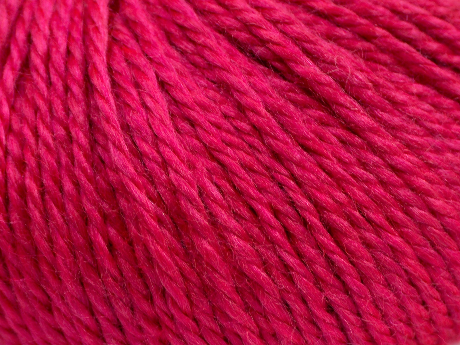 Sale Plain Fuchsia, Closeout Yarns Yarn Paradise