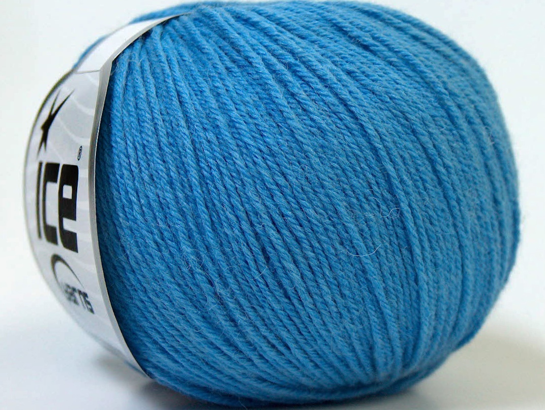 Baby Merino Light Blue at Yarn Paradise